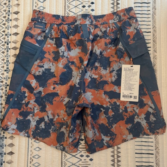 Lululemon Water- Repellent Hiking Short 8" - Picture 11 of 12